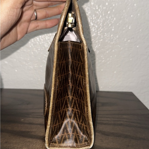 Mario Valentino Vintage Faux Leather Pouch - Picture 2 of 6